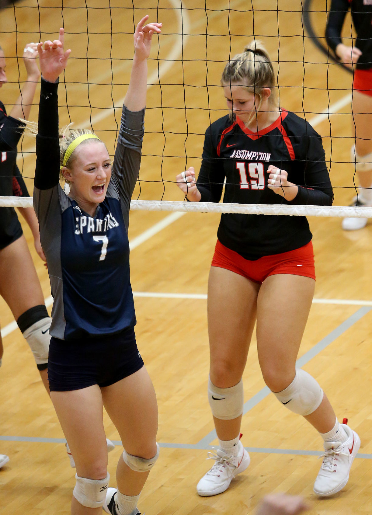 100918-PV-Assumption-volleyball-014